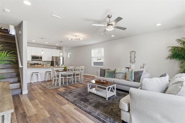 3902 W EVERETT STREET 1, Tampa, FL 33616