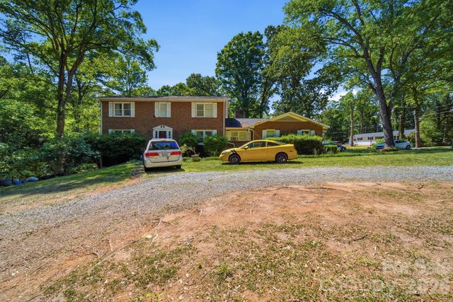 970 23rd Avenue NE, Hickory, NC 28601