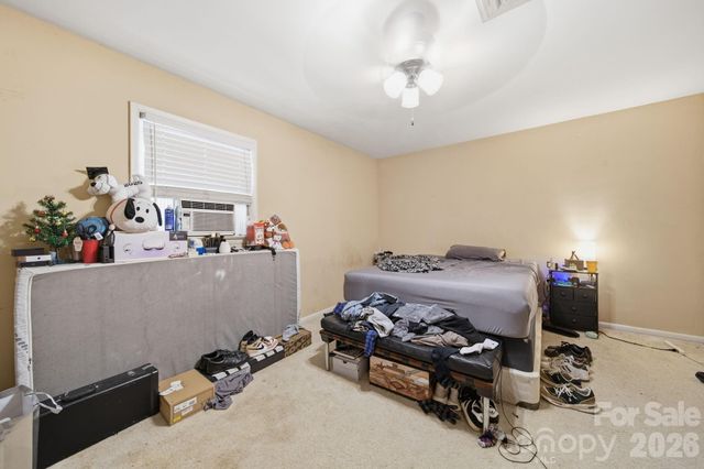 970 23rd Avenue NE, Hickory, NC 28601
