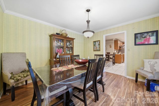 970 23rd Avenue NE, Hickory, NC 28601