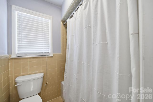 970 23rd Avenue NE, Hickory, NC 28601