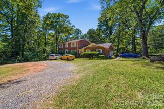 970 23rd Avenue NE, Hickory, NC 28601
