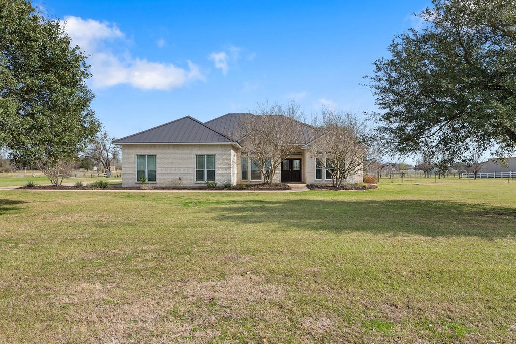 3556 Riata Court, Bryan, TX 77808
