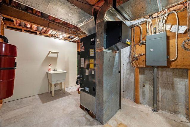 28 Old Nugent Farm 28, Gloucester, MA 01930