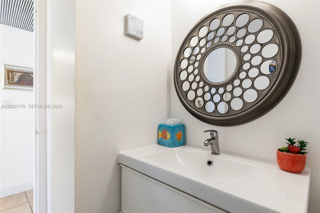 2030 S Ocean Dr 1803, Hallandale Beach, FL 33009