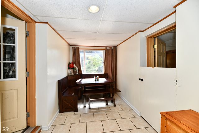 4020 S Lynhurst Drive, Indianapolis, IN 46221