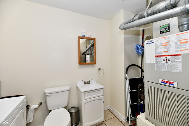 4020 S Lynhurst Drive, Indianapolis, IN 46221