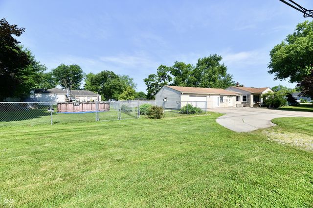 4020 S Lynhurst Drive, Indianapolis, IN 46221