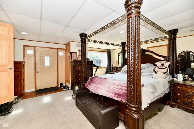 4020 S Lynhurst Drive, Indianapolis, IN 46221