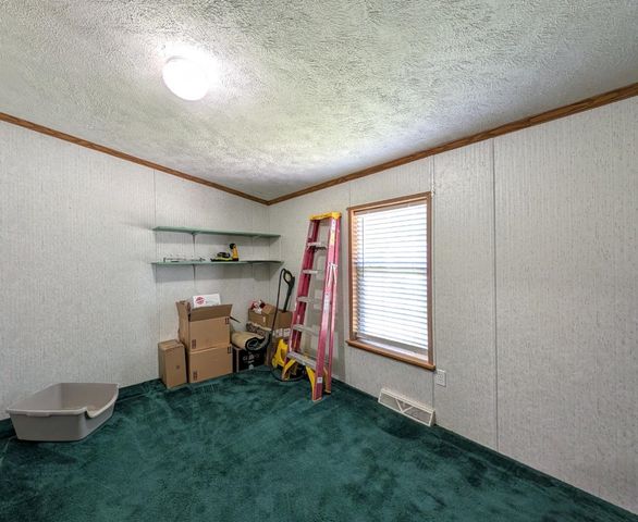63 Sycamore Boulevard, Farmington, NH 03835