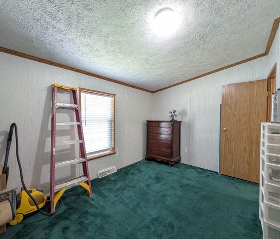 63 Sycamore Boulevard, Farmington, NH 03835