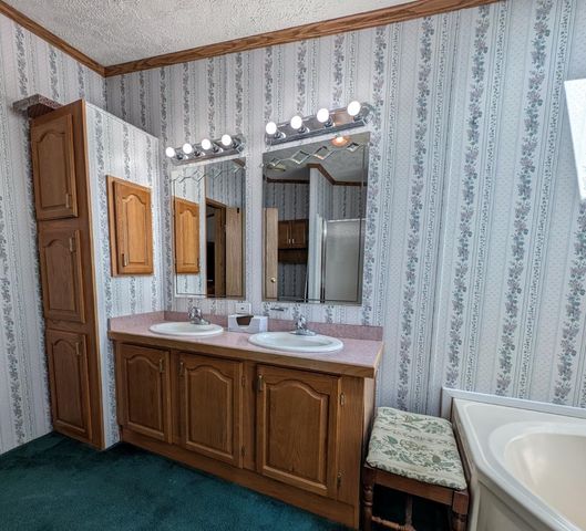 63 Sycamore Boulevard, Farmington, NH 03835
