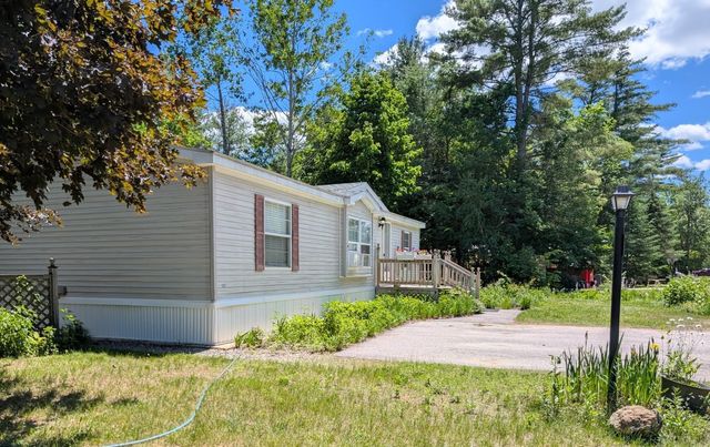 63 Sycamore Boulevard, Farmington, NH 03835