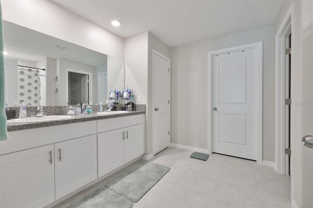 2838 LYTTON HALL DRIVE, Zephyrhills, FL 33540