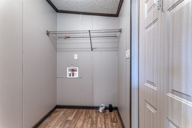 325 Hometown Way, Springtown, TX 76082