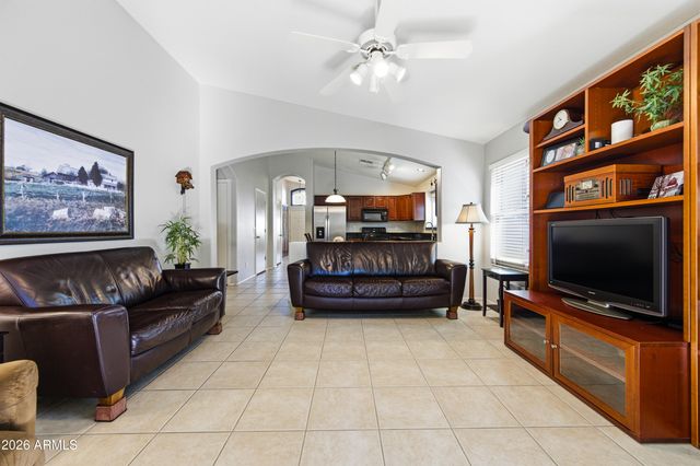 42671 W ANNE Lane, Maricopa, AZ 85138