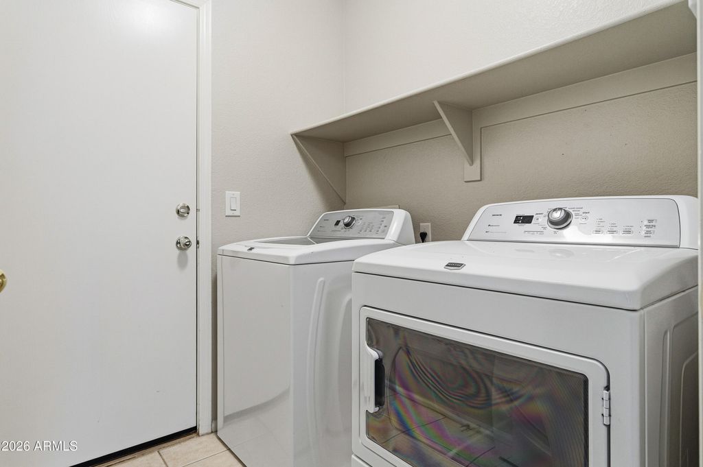 Image 15 of property listing at 42671 W ANNE Lane, Maricopa, AZ 85138