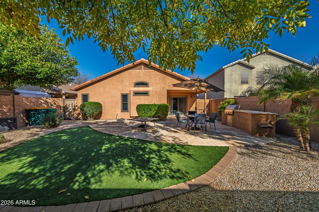 Image 31 of property listing at 42671 W ANNE Lane, Maricopa, AZ 85138