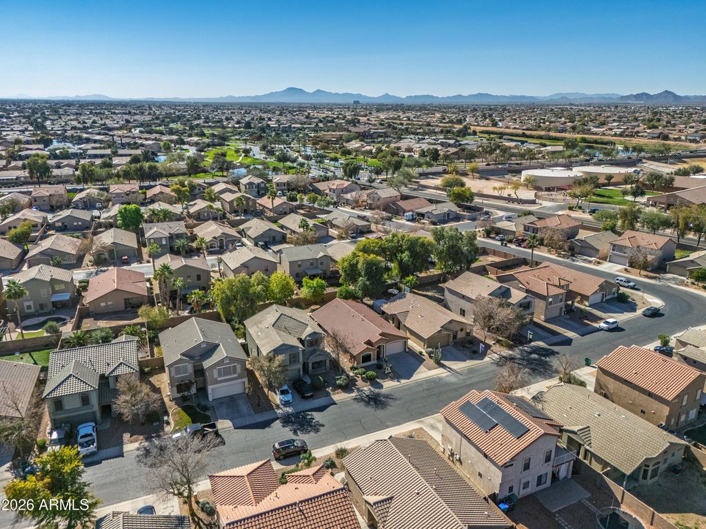 Image 34 of property listing at 42671 W ANNE Lane, Maricopa, AZ 85138