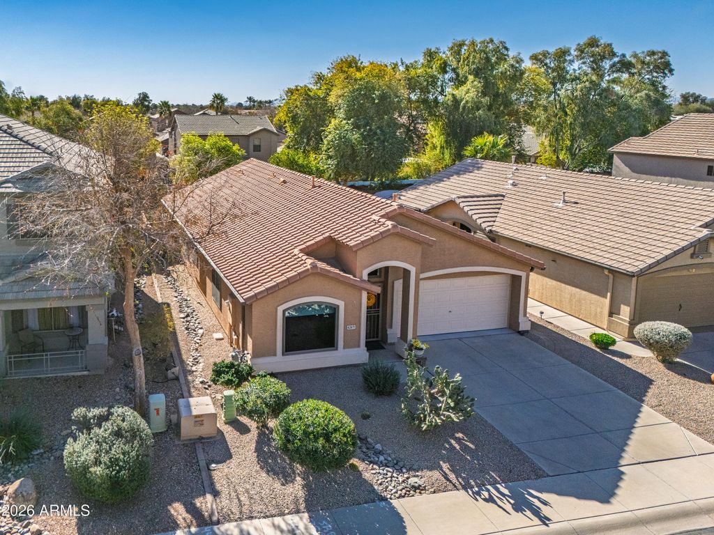 Image 7 of property listing at 42671 W ANNE Lane, Maricopa, AZ 85138