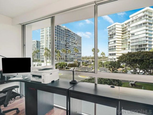 1830 Avenida Del Mundo 403, Coronado, CA 92118