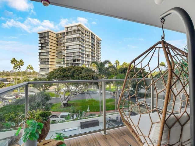 1830 Avenida Del Mundo 403, Coronado, CA 92118