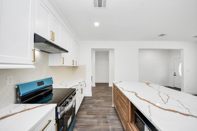 5068 Muske Lane, Brookshire, TX 77423