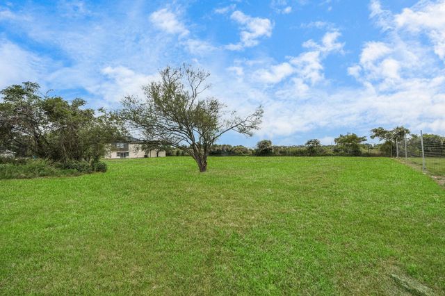 5068 Muske Lane, Brookshire, TX 77423