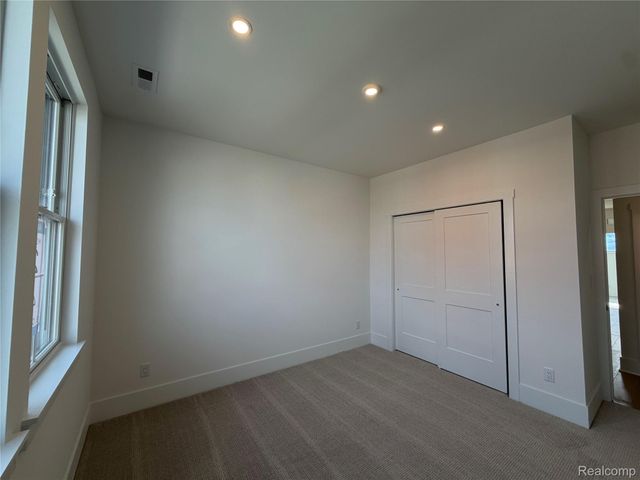409 S Center Street 28, Northville, MI 48167