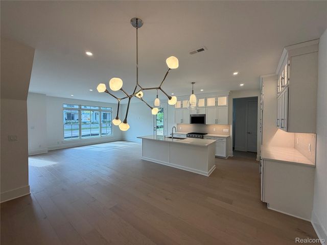 409 S Center Street 28, Northville, MI 48167