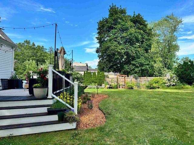 86 Lamprey Street, Manchester, NH 03102