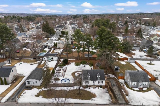 86 Lamprey Street, Manchester, NH 03102