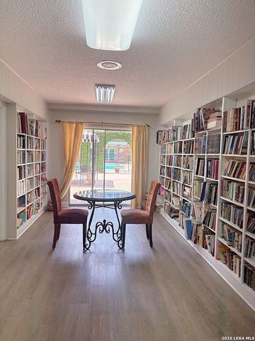 8401 N New Braunfels Ave Apt 245, San Antonio, TX 78209