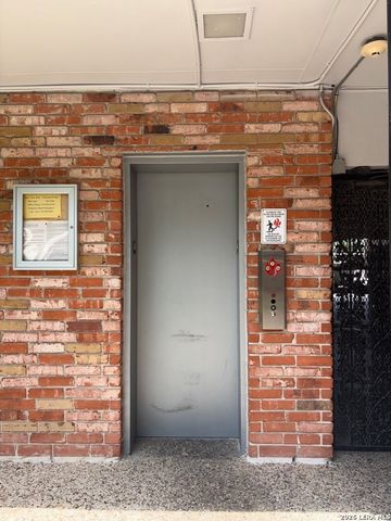 8401 N New Braunfels Ave Apt 245, San Antonio, TX 78209