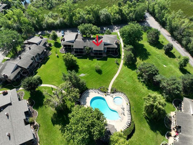 31 Abbey Villa CIRCLE #D, Fontana, WI 53125