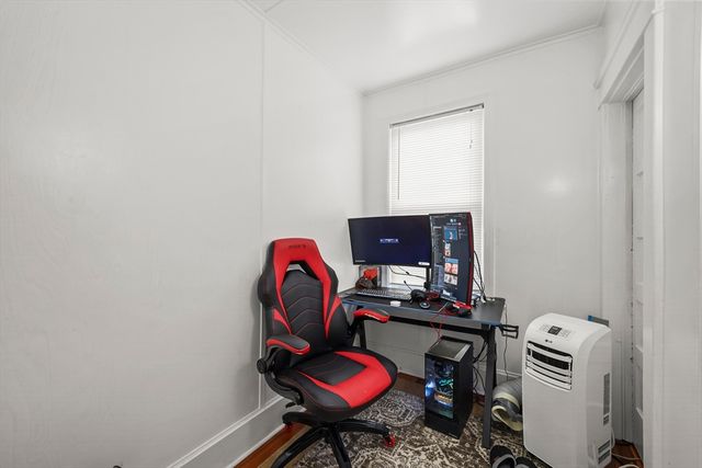 40-42 Pembroke Ave, Pittsfield, MA 01201