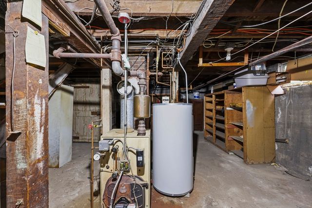 40-42 Pembroke Ave, Pittsfield, MA 01201