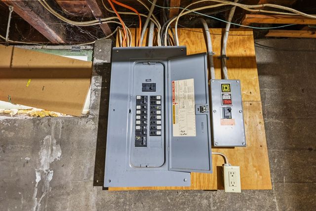 40-42 Pembroke Ave, Pittsfield, MA 01201