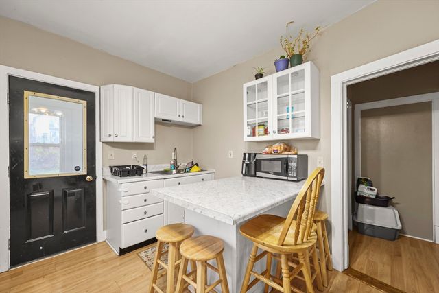 40-42 Pembroke Ave, Pittsfield, MA 01201