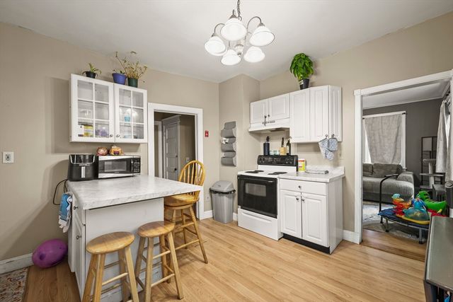 40-42 Pembroke Ave, Pittsfield, MA 01201