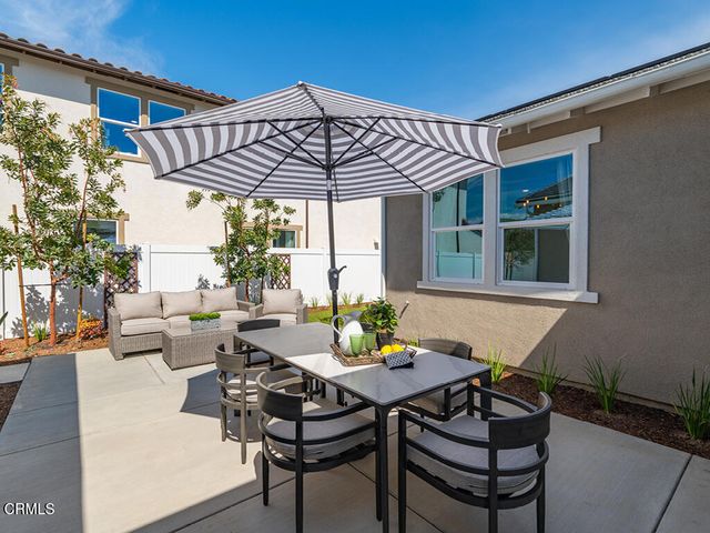 212 Citron Avenue, Piru, CA 93040