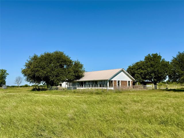 6331 County Road 385, Dublin, TX 76446