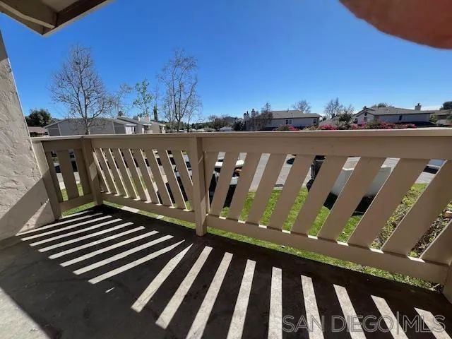 521 Sandalwood Pl 8, Escondido, CA 92027