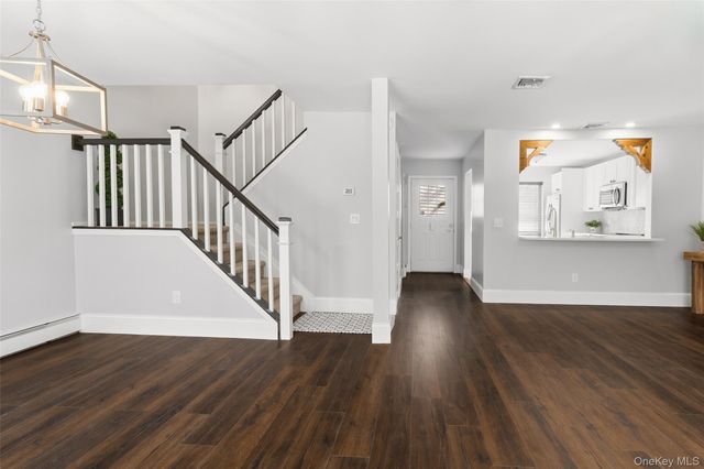 42 Brooke View Drive, Ossining, NY 10562