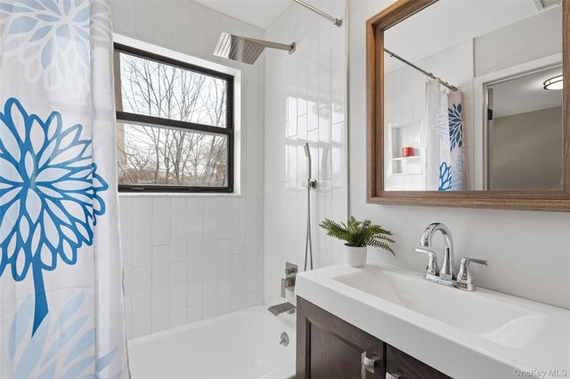 42 Brooke View Drive, Ossining, NY 10562