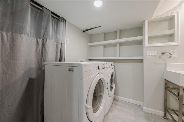 435 Little Pines Court, Roswell, GA 30076