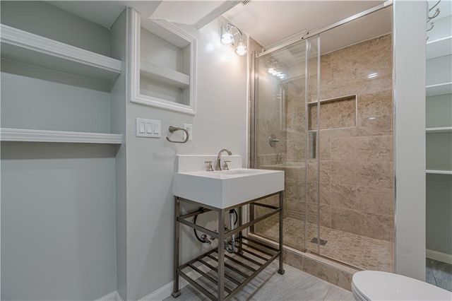 435 Little Pines Court, Roswell, GA 30076