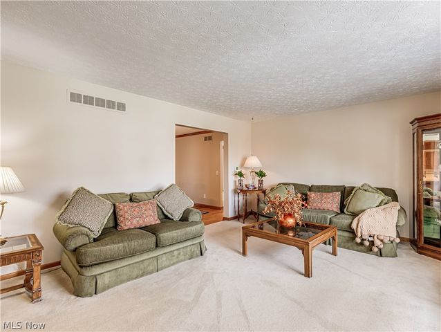 3685 Baumberger Road, Stow, OH 44224