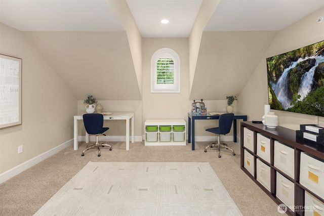 522 Timber Creek Drive NW, Issaquah, WA 98027