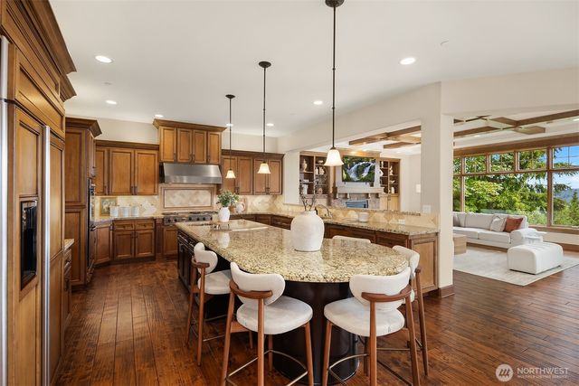522 Timber Creek Drive NW, Issaquah, WA 98027